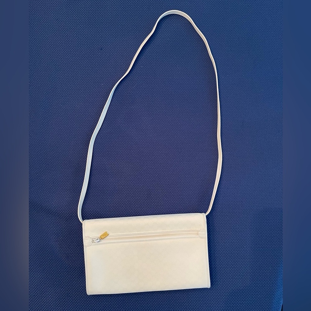 Vintage GUCCI Small Micro GG Clutch Handbag - Picture 13 of 13